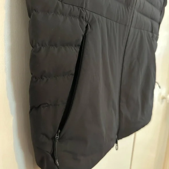 lululemon Men's Down for It All Vest - Picture 11 of 15